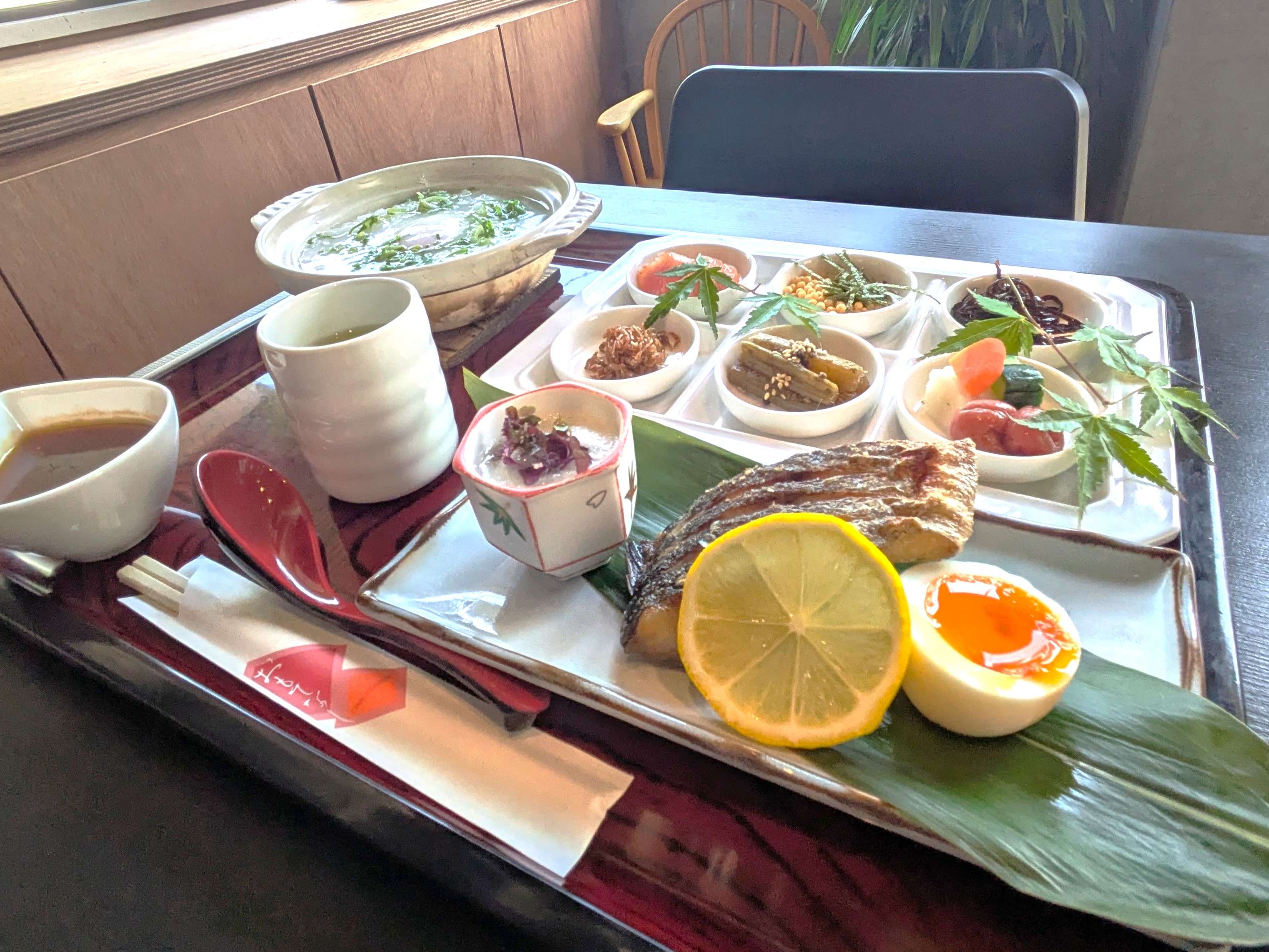 新メニューの朝食『朝がゆ』