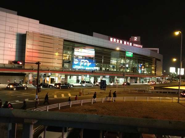 【※必ず詳細をご覧ください】福岡空港より天神駅下車徒歩8分＜Quoカード1000円分付＞◆朝食付◆