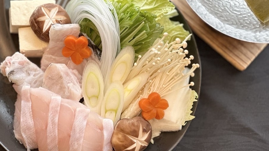 【和歌山名物クエ小鍋(1室につき1人前)付】みなべの味覚を愉しむ至福の旅＜夕朝食・ラウンジ付＞