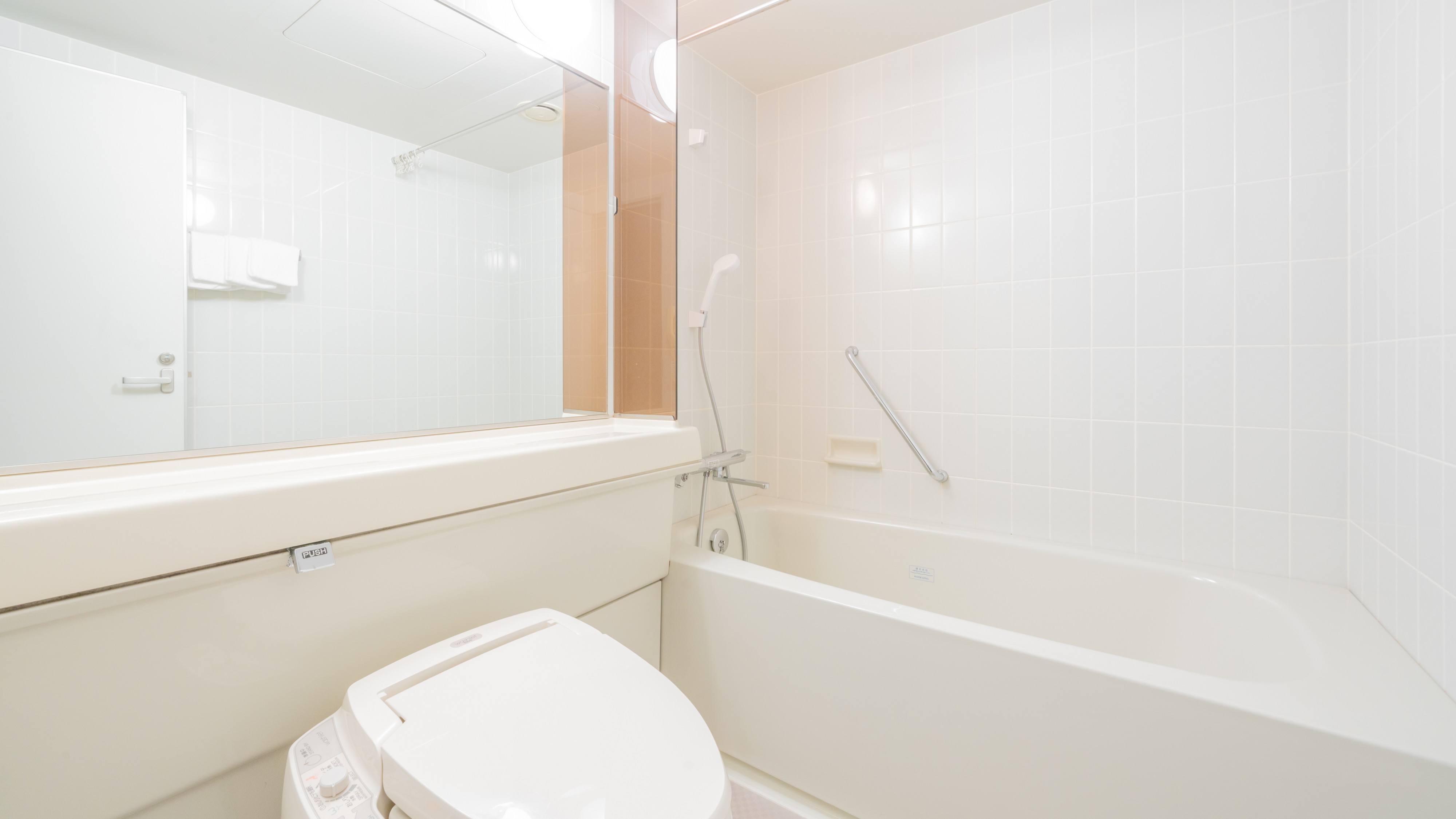 バスルーム　最上階デラックス４BED