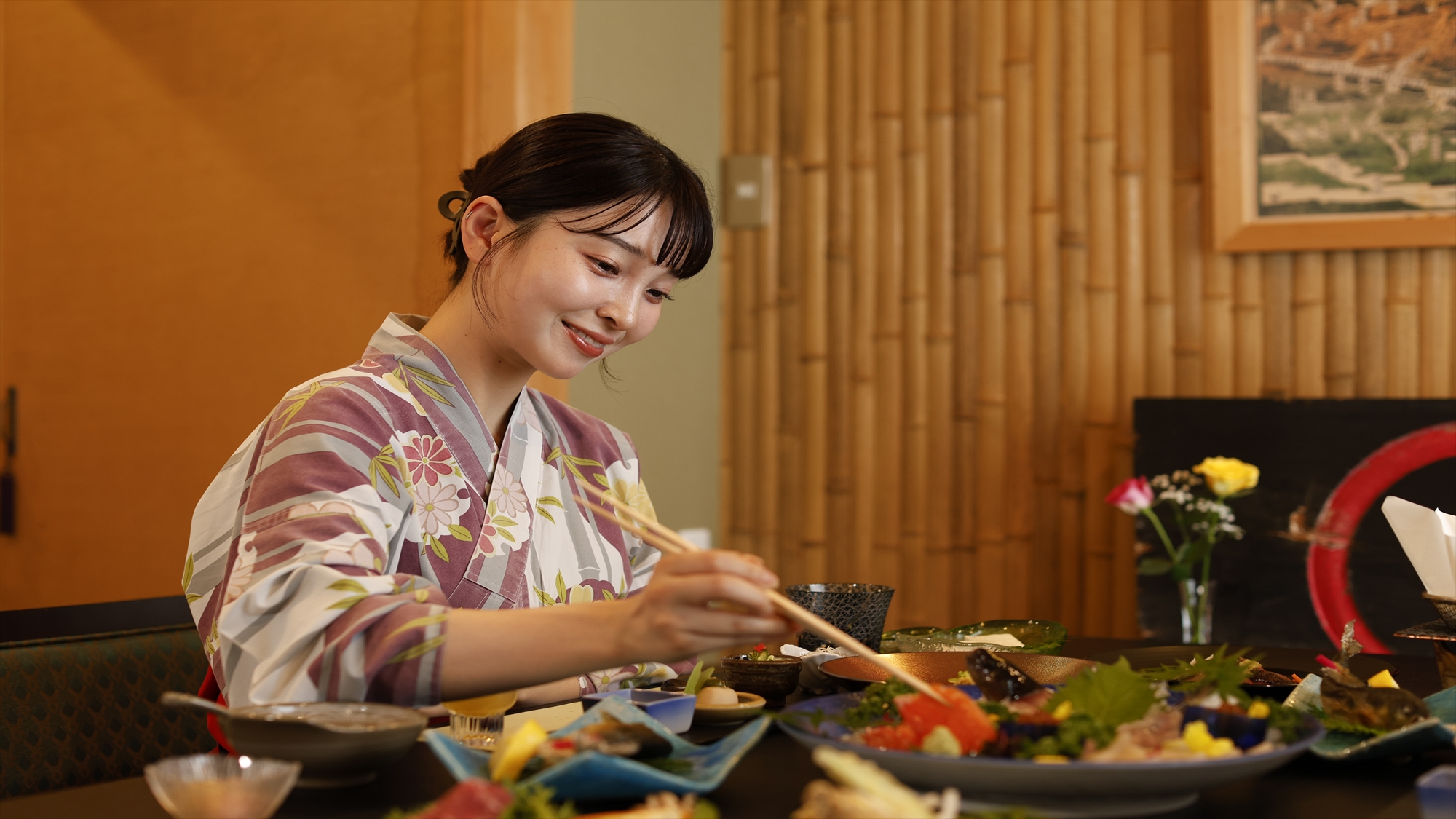 個室お食事処でゆっくりと召し上がって頂きます