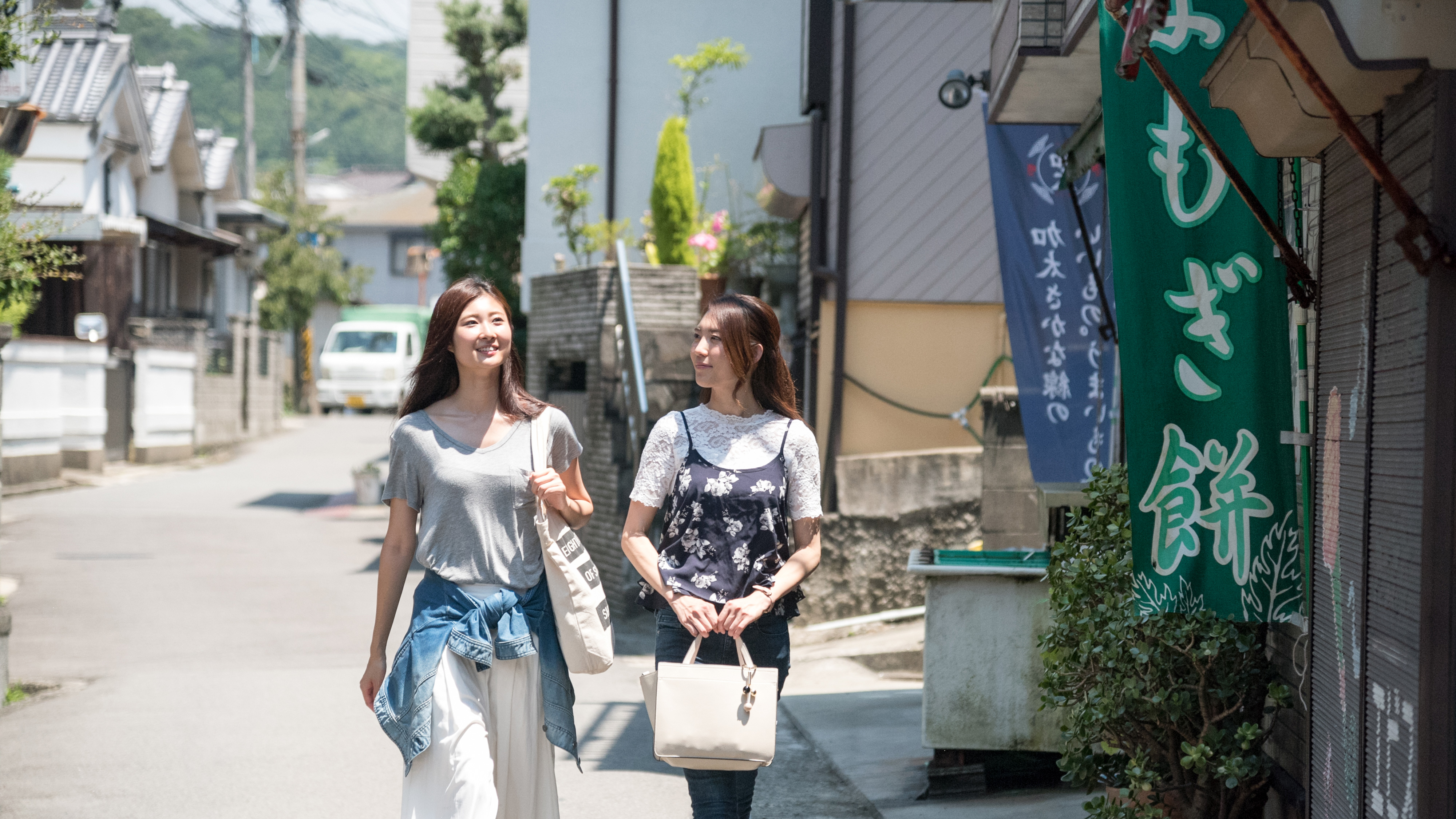 加太の古き良き街並みを歩く