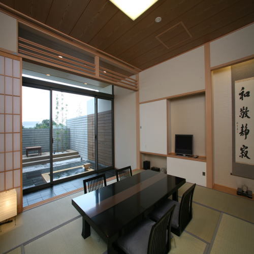 附設露天浴池的客房「Shirara」