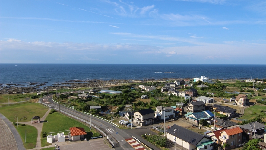 【夏旅】夕食は海鮮系豊富なバイキング！海の見える宿で堪能＜夕朝食付＞