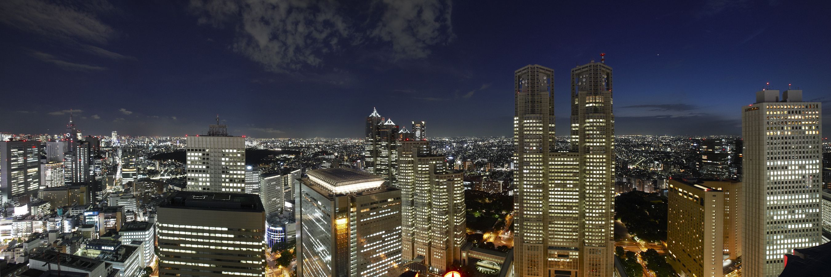 【クラブフロア確約】プラザステイ“選べるホテルディナー”スーパーブッフェ＜グラスコート＞（1泊2食付