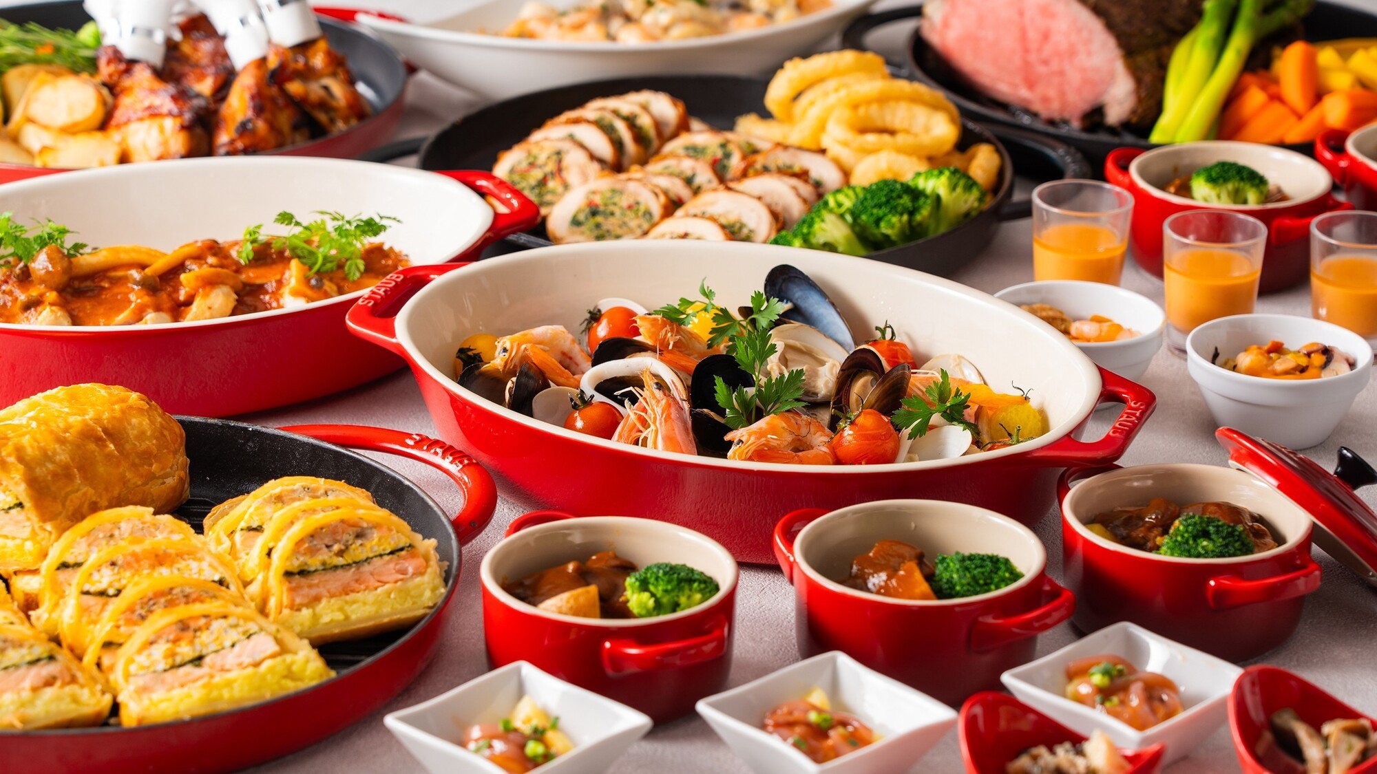 【クラブフロア確約】プラザステイ“選べるホテルディナー”スーパーブッフェ＜グラスコート＞（1泊2食付