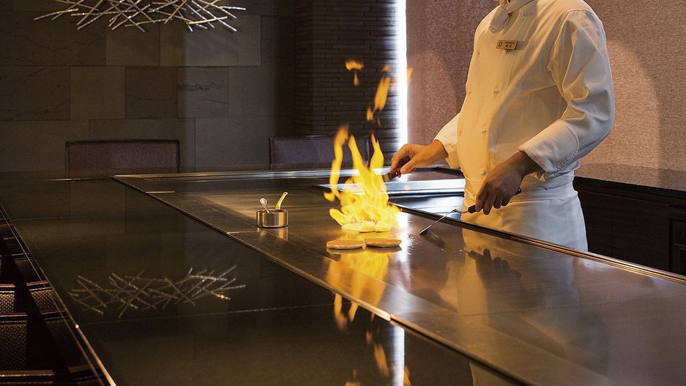 FULLY ENJOY（一人10，000円館内利用券付き / 朝食付き）