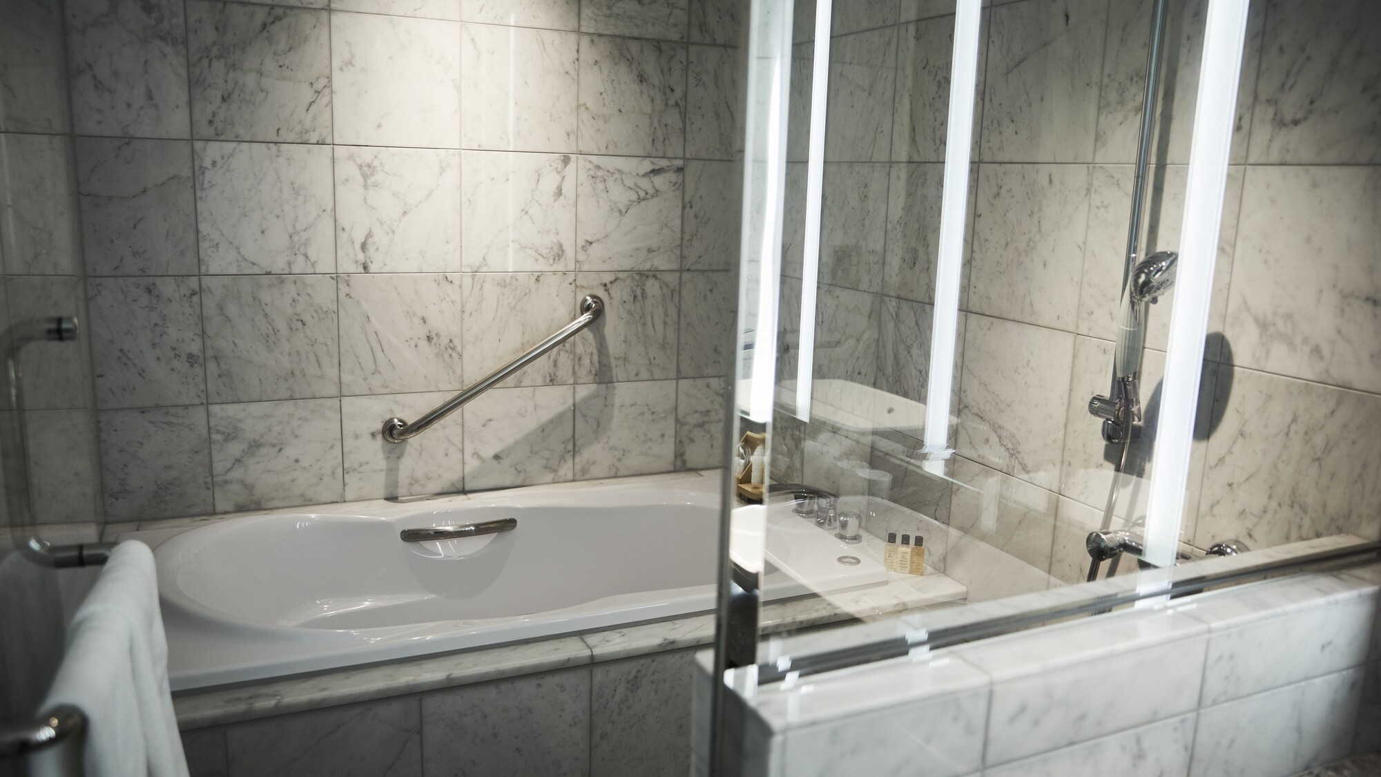 プレミアグラン スイートのバスルーム