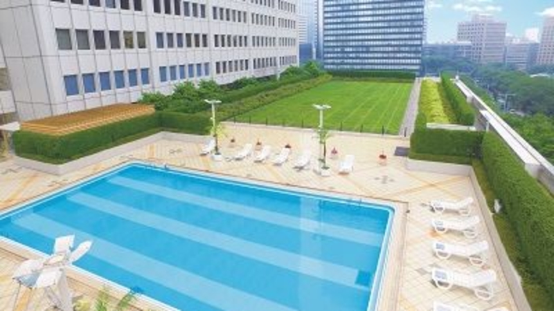 京王プラザホテル 本館 7階 スカイプール