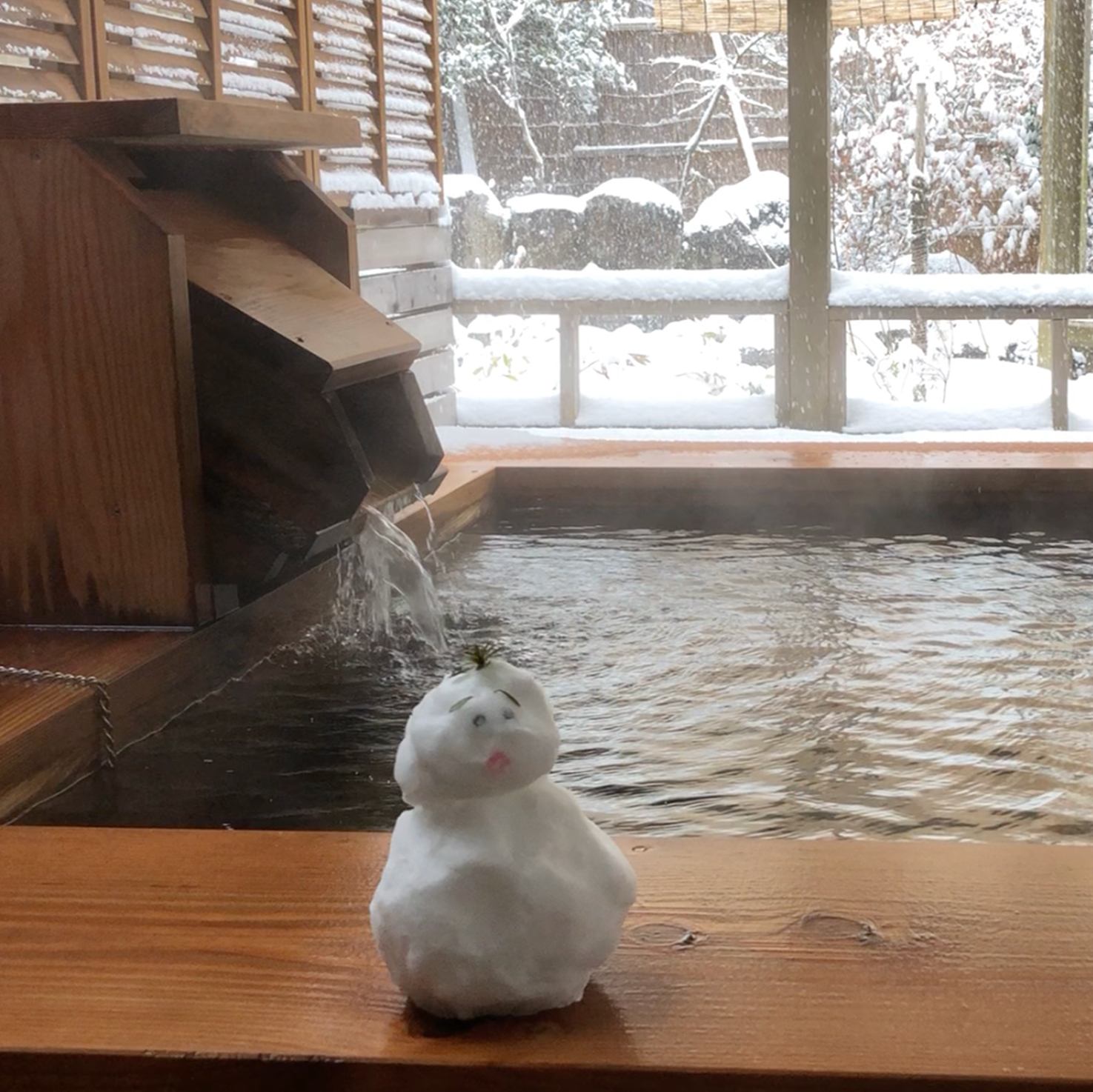 露天風呂　雪景色