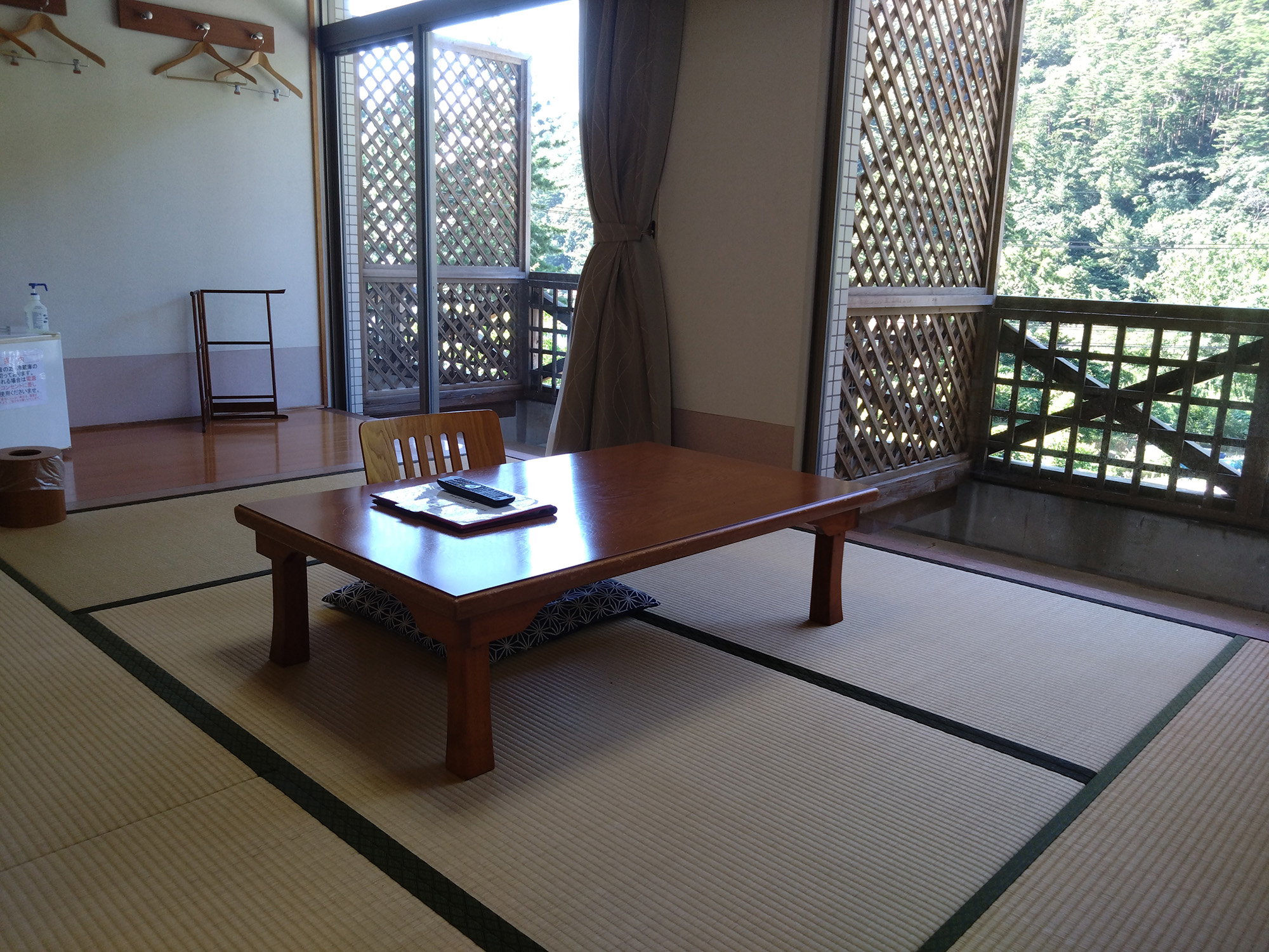 【海側和室6畳一例】