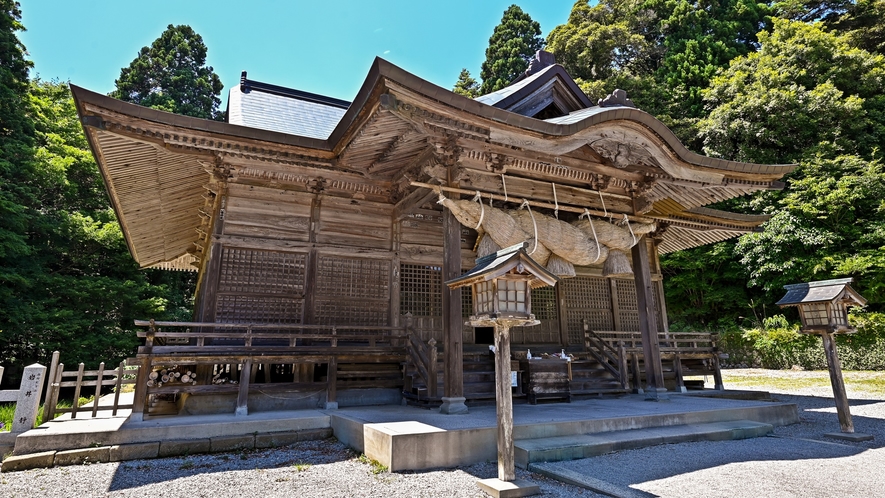 *【玉若酢命神社】五箇村の水若酢神社とともに島後では由緒ある神社とされています。