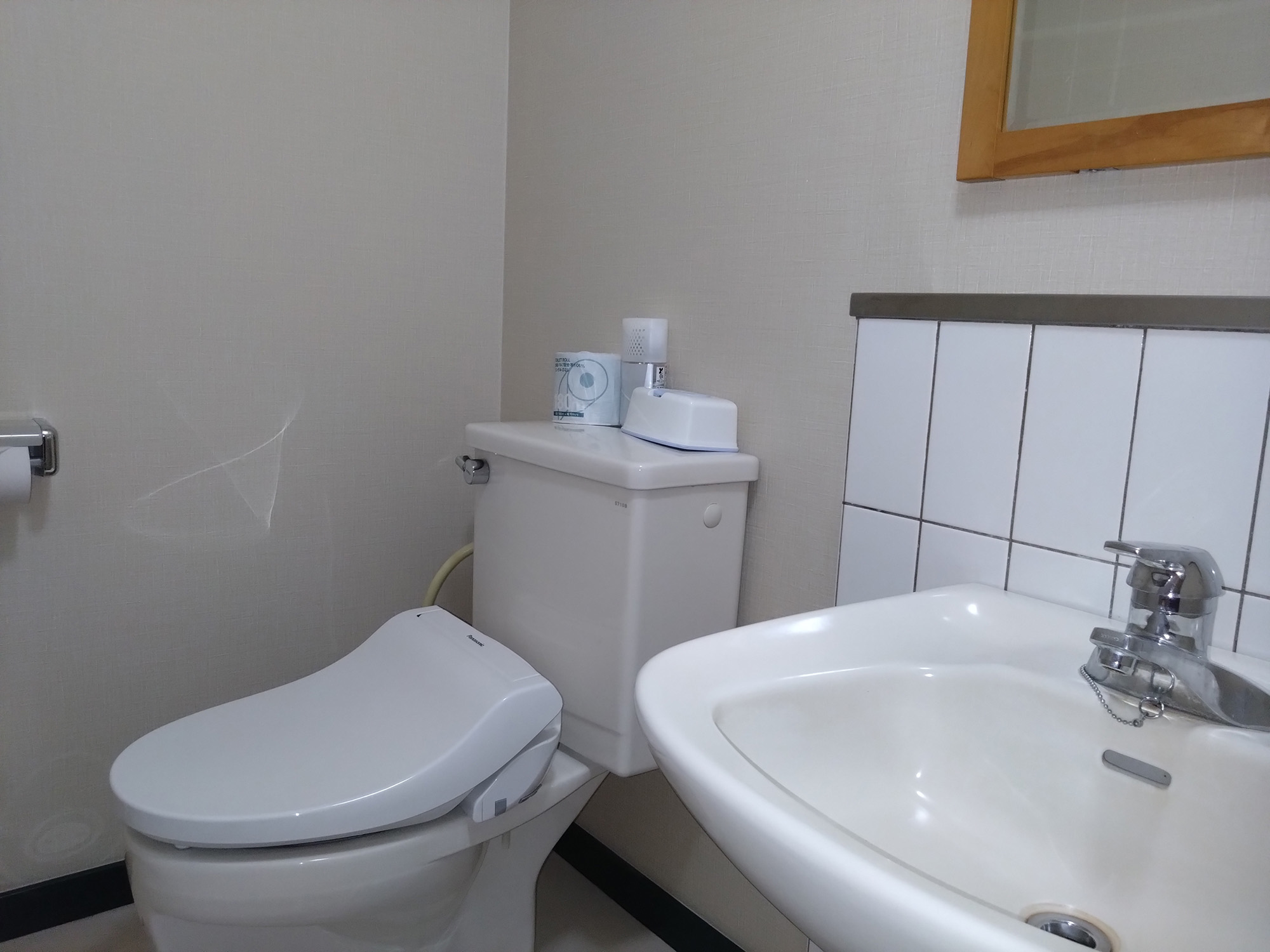 【海側和室8畳一例】トイレ※お部屋にお風呂はございません