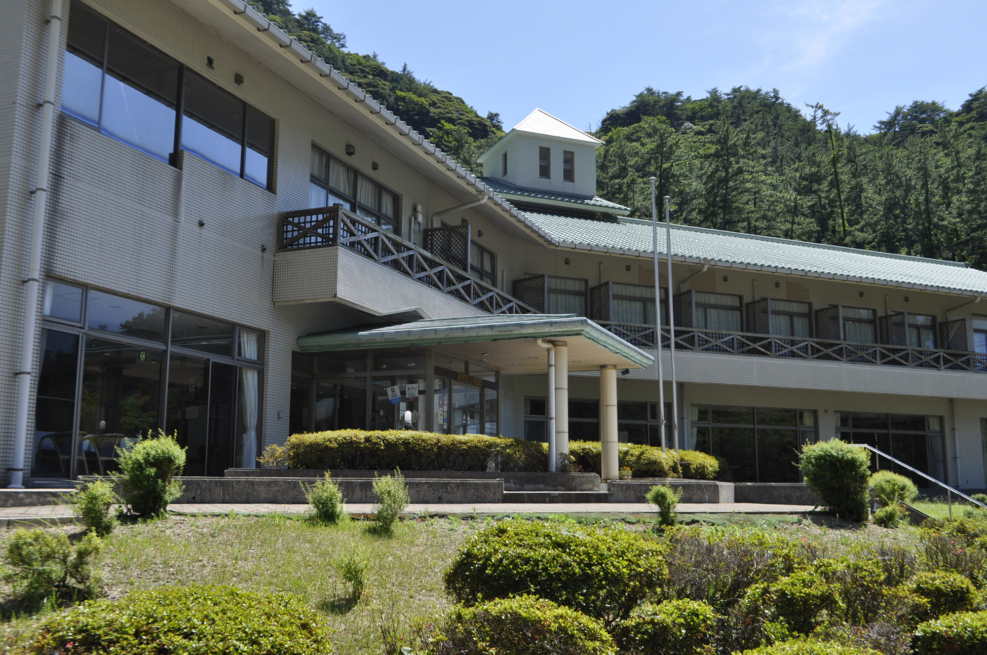 【外観】皆様のお越しをお待ちしております。