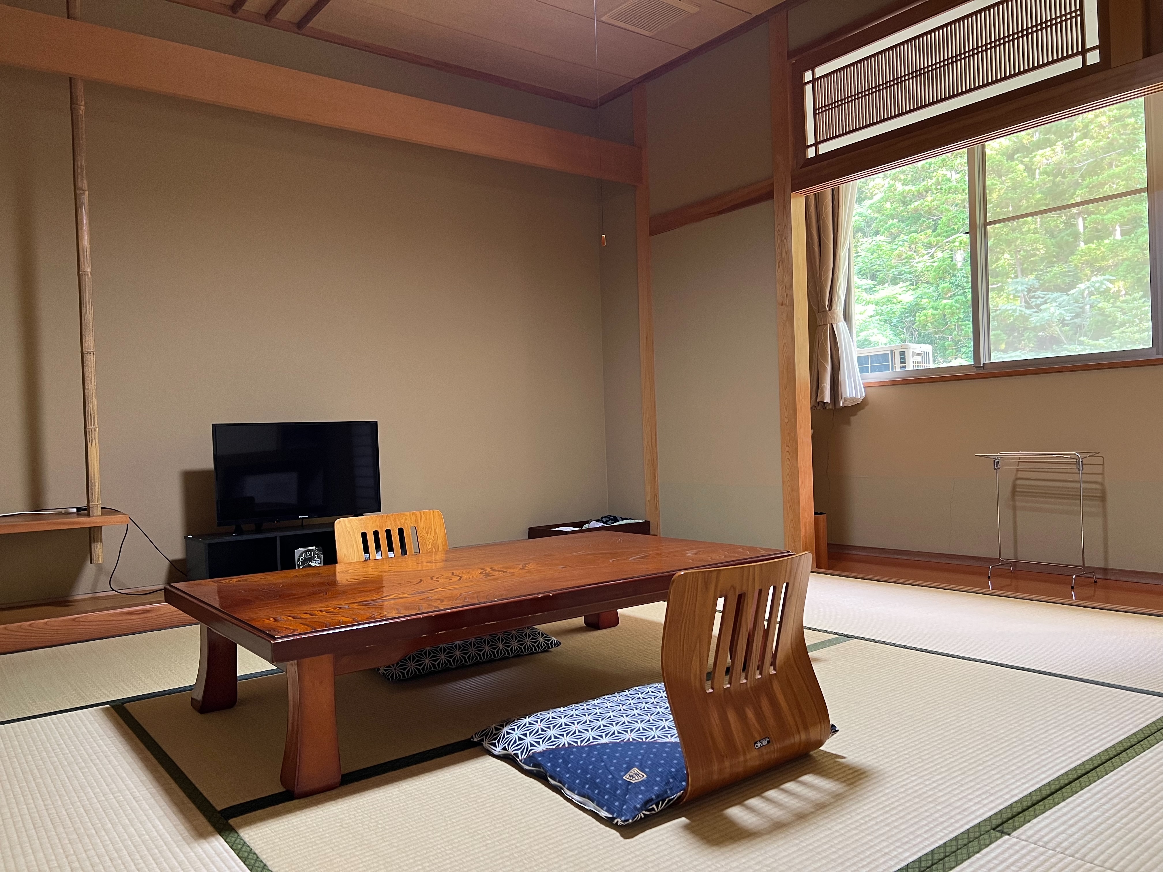 【山側和室8畳一例】畳のお部屋でごゆっくりお過ごしください