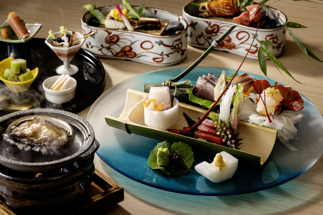厳選素材でその日だけの特別コース料理を堪能｜至福の一献＜夕食：料亭阿うん＞