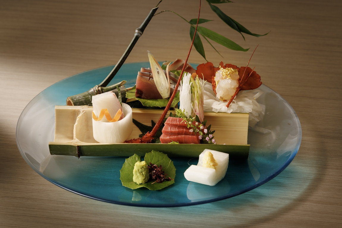 【客室限定特典付】厳選素材でその日だけの特別コース料理を堪能｜至福の一献＜夕食：料亭阿うん＞