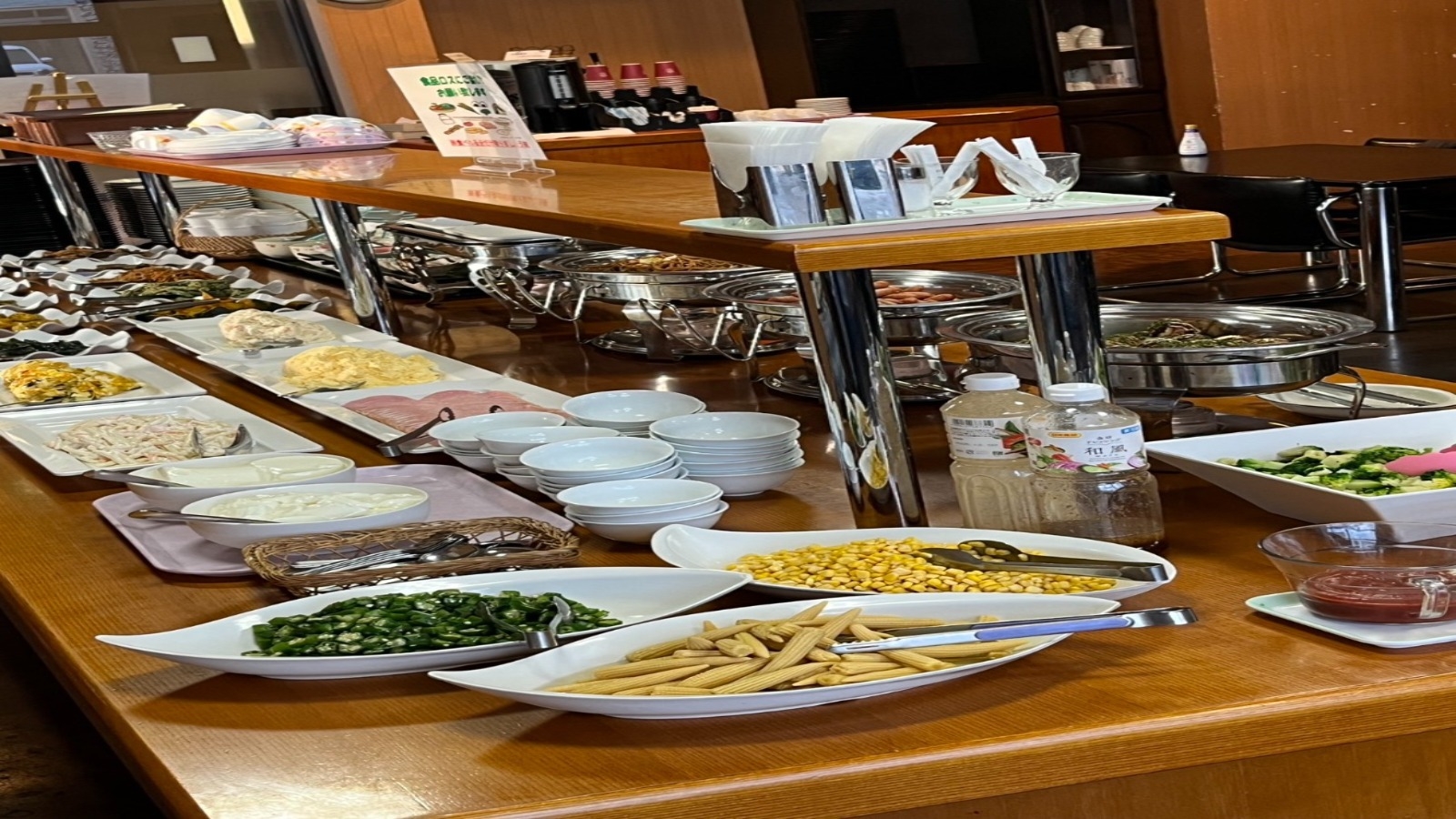 ＜シンプルステイ／無料朝食＋夕定食付＞長期滞在にも人気の夕定食付♪大浴場＆駐車場無料で快適ホテル滞在