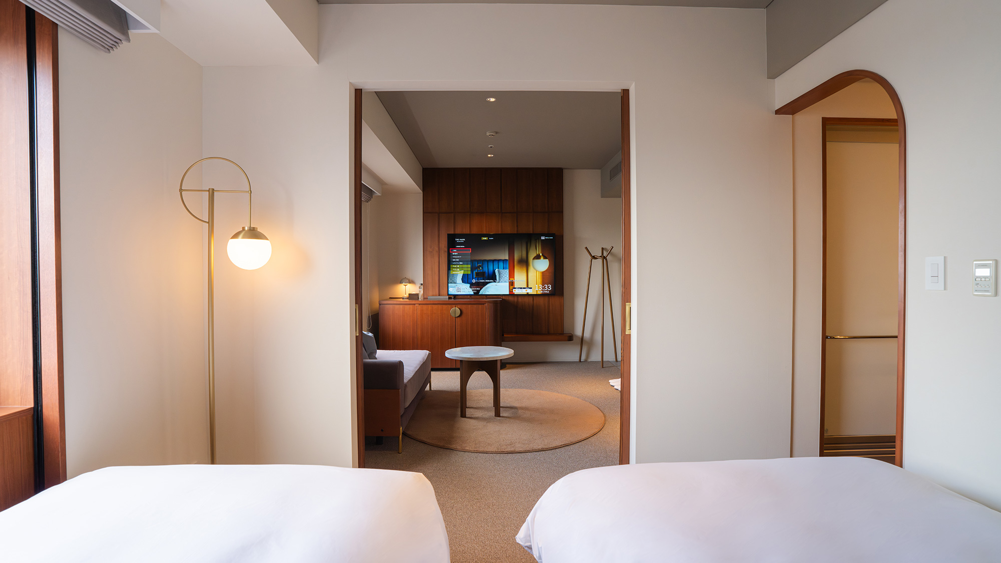 コーナースイート（高層階・ミニバー付・フリーフロー）