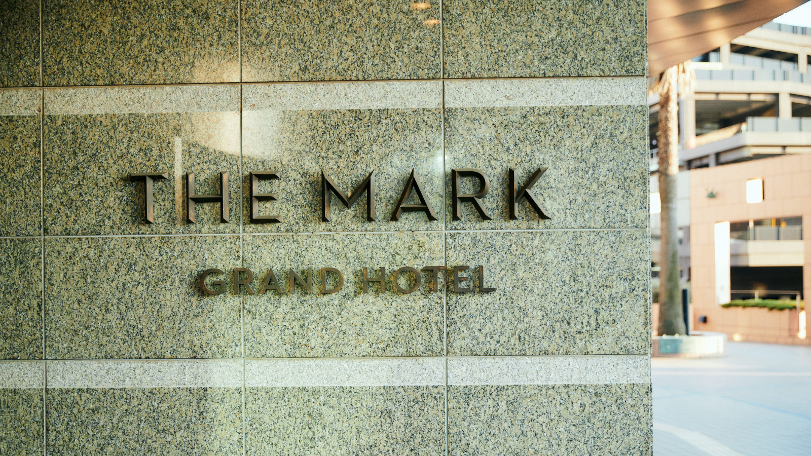 【ロゴ】THE MARK GRAND HOTEL