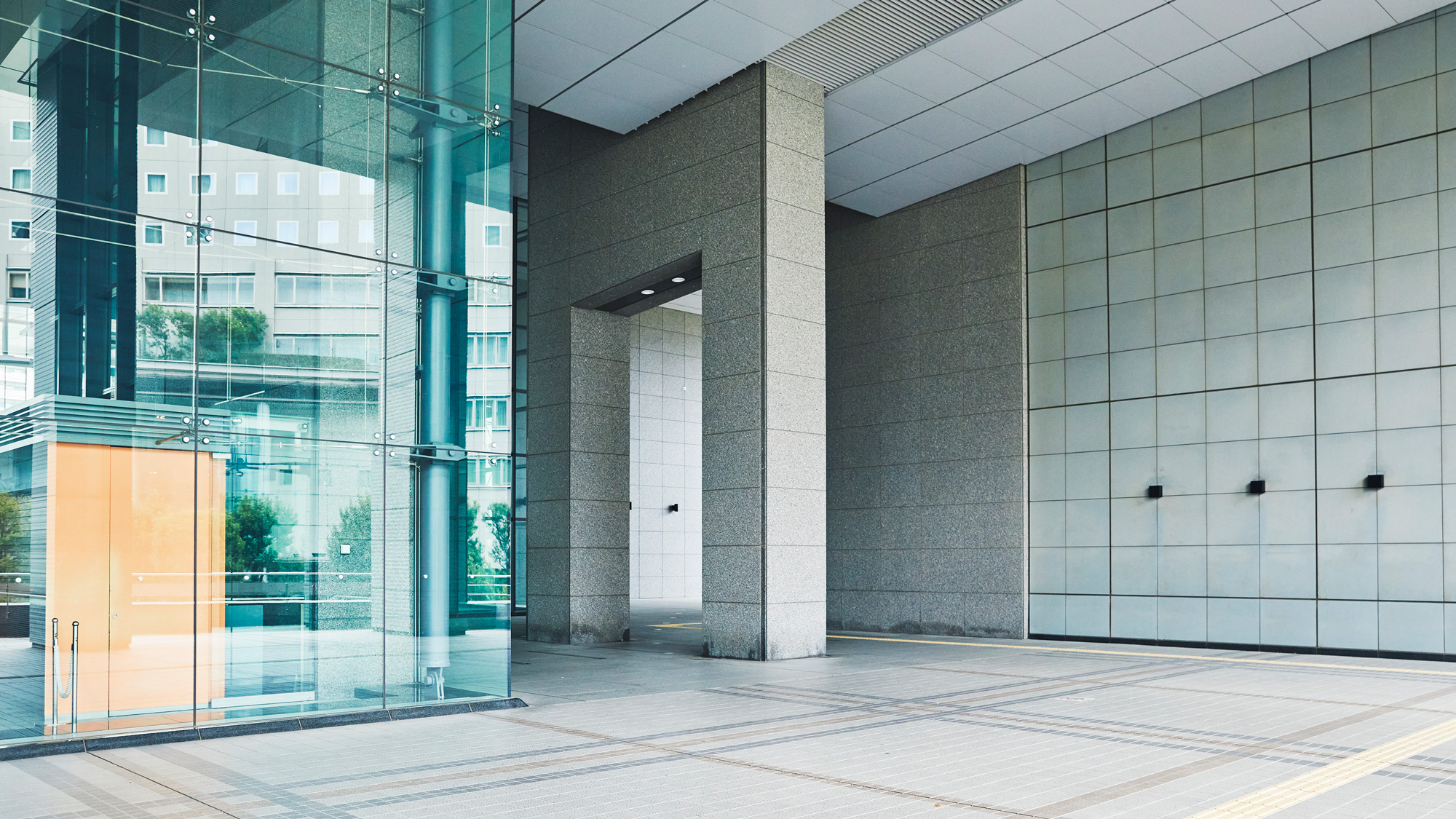 4：さいたま新都心合同庁舎２号館を道なりに進みます。