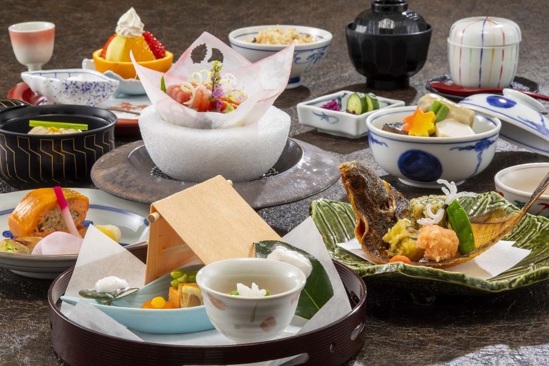 〜部屋から富士山展望と月替り懐石〜1泊2食付きプラン