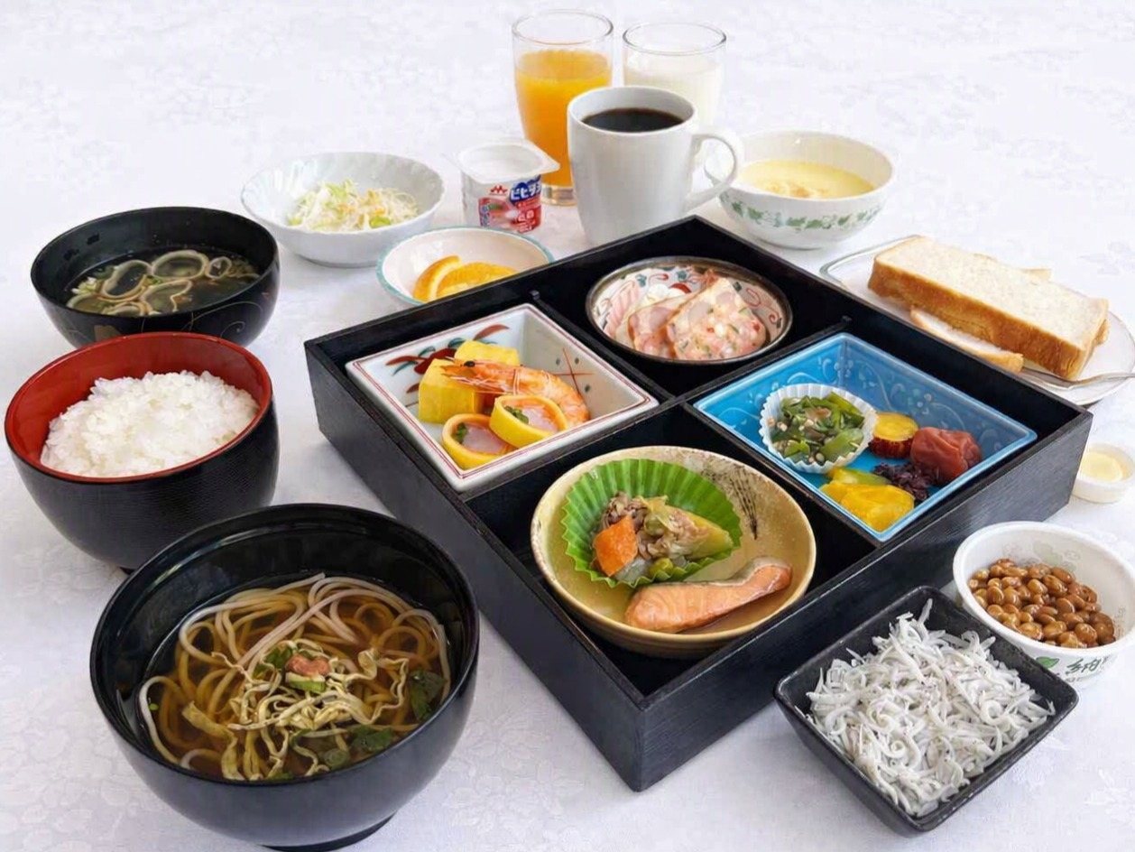 【カップル特別プラン】朝食付！18時までの早着で☆露天風呂温泉30分貸切無料☆駐車場＆Wi-Fi無料