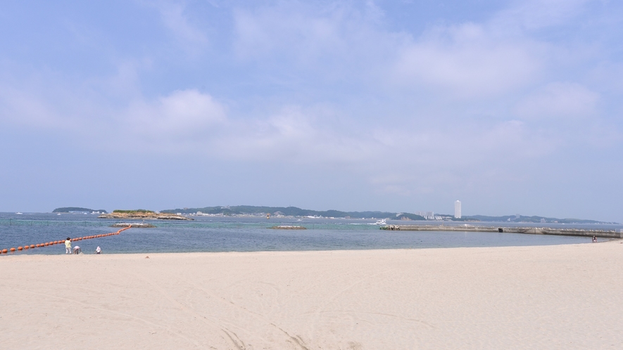 *新鮮な魚介が水揚げされる漁師の島。心地よい潮風と温かい島人が、旅人を迎えてくれます。