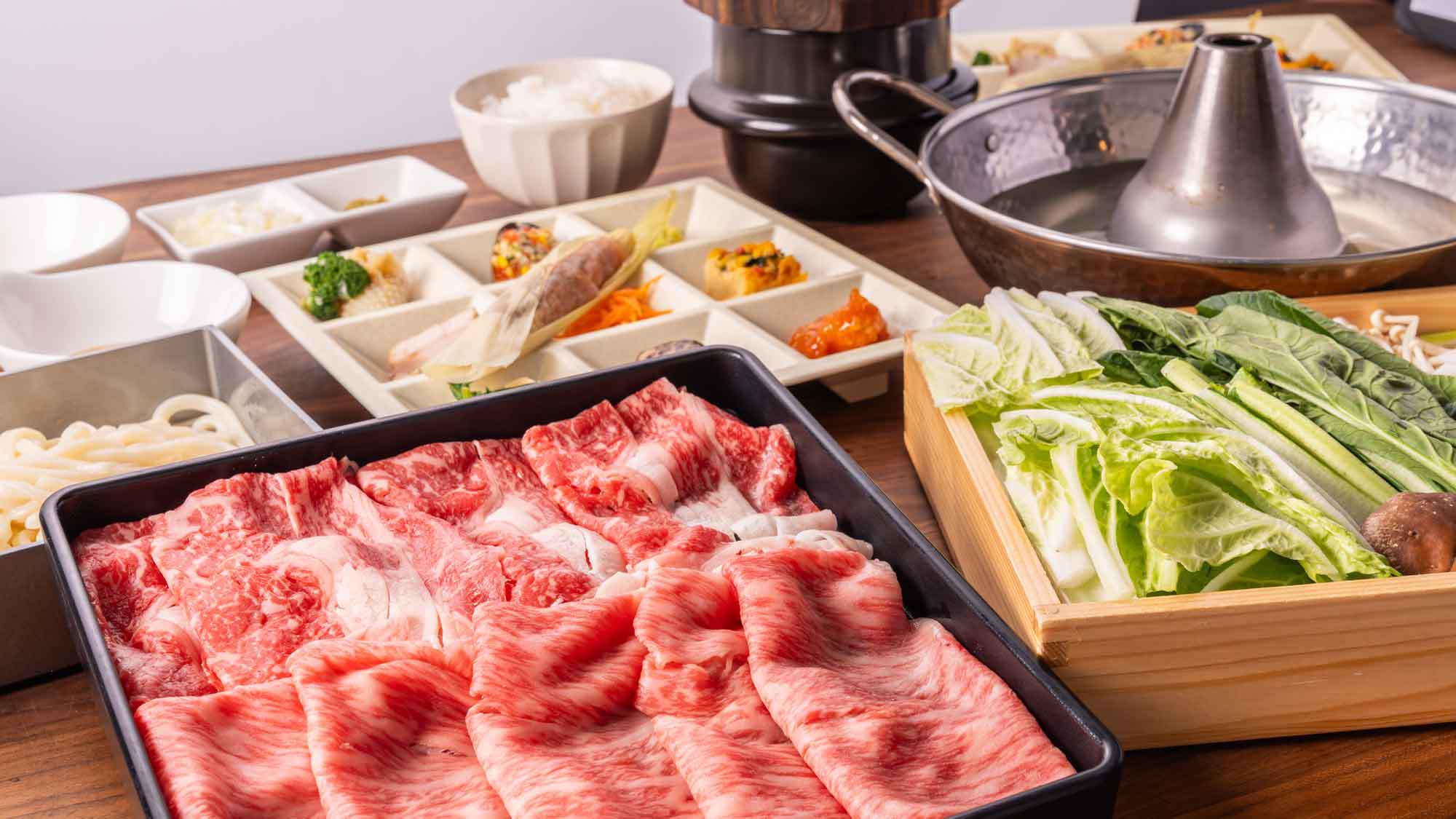 【グレードアップ★しゃぶしゃぶプラン】2種の牛肉を食べ比べ♪部屋食で愛犬とゆっくり味わえる（2食付）