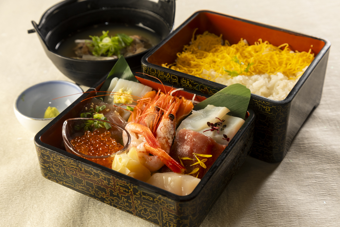 【連泊割】３連泊以上でポイント３倍☆車で周遊観光の拠点に便利♪／朝食付＆駐車場・ラウンジ利用無料