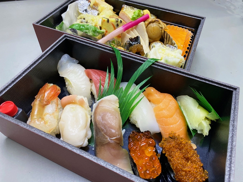 【お部屋で安心／夕食プラン】　八千代寿司　特製握り寿司特２段弁当／夕・朝食付