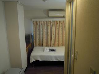 バストイレつき洋室