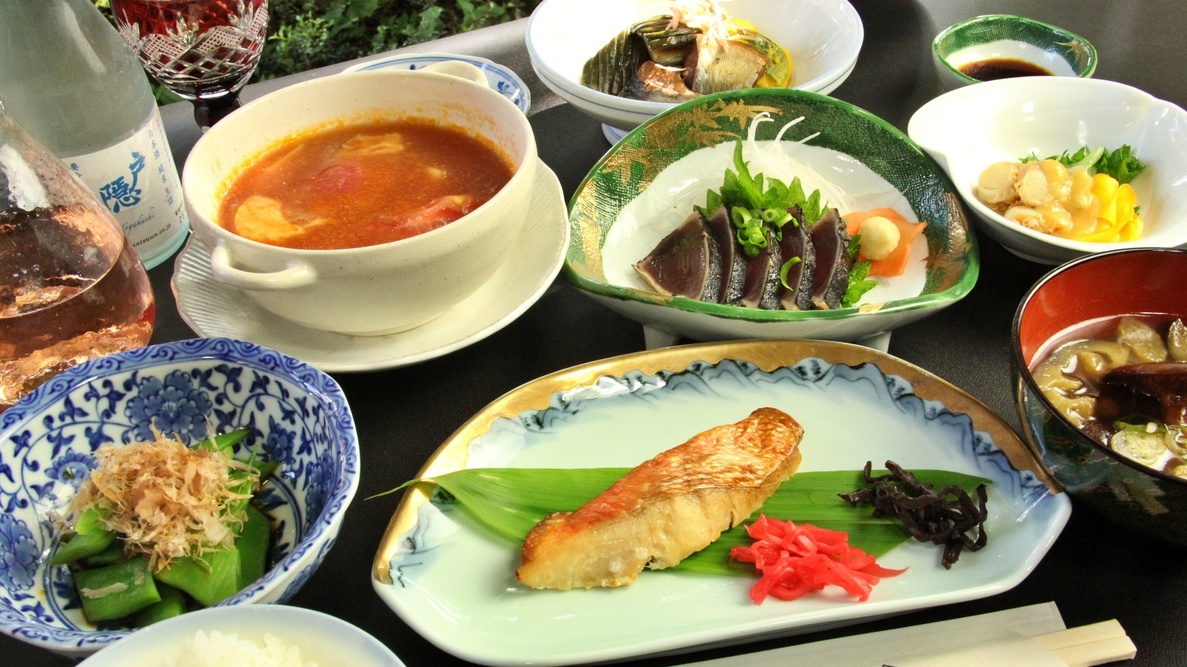 ★　歴史ある建物で四季を感じる戸隠旅　【ハイシーズン／2食付】
