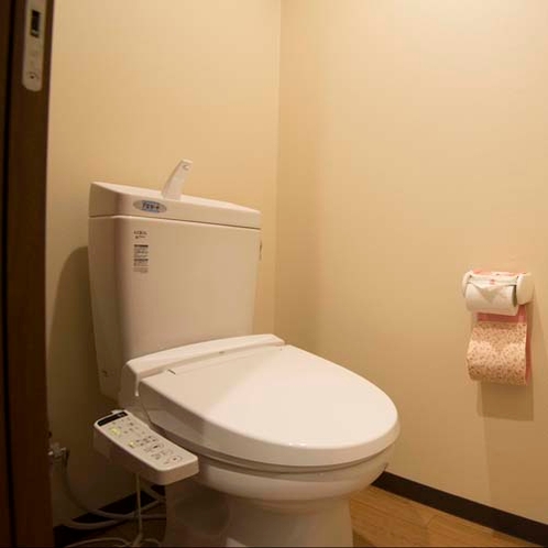▼【和室22.5畳（一例）】バストイレがセパレート。トイレは温水便座付です