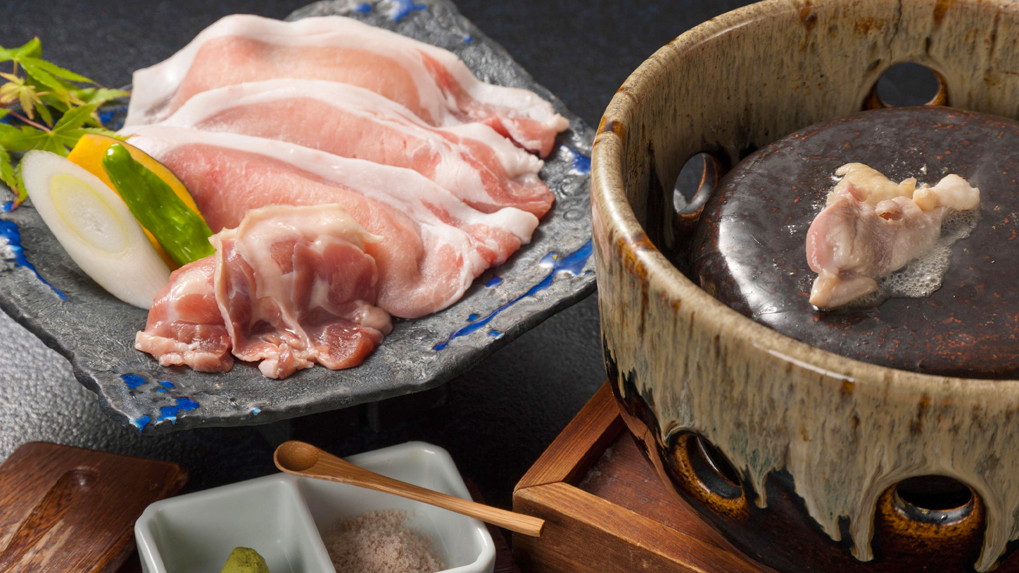 ■静岡のブランド豚＆ブランド鶏の石焼き