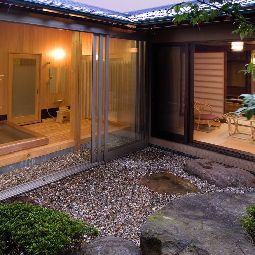 Annex Fugetsuan: from the garden side