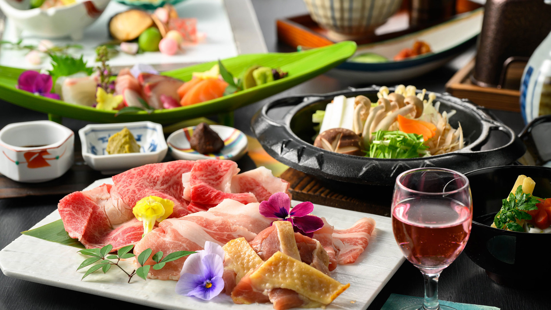 【かがりや会席〜大和の恵〜】奈良特産「大和牛・大和ポーク・大和肉鶏」を味わう贅沢な一時（夕・朝食付）