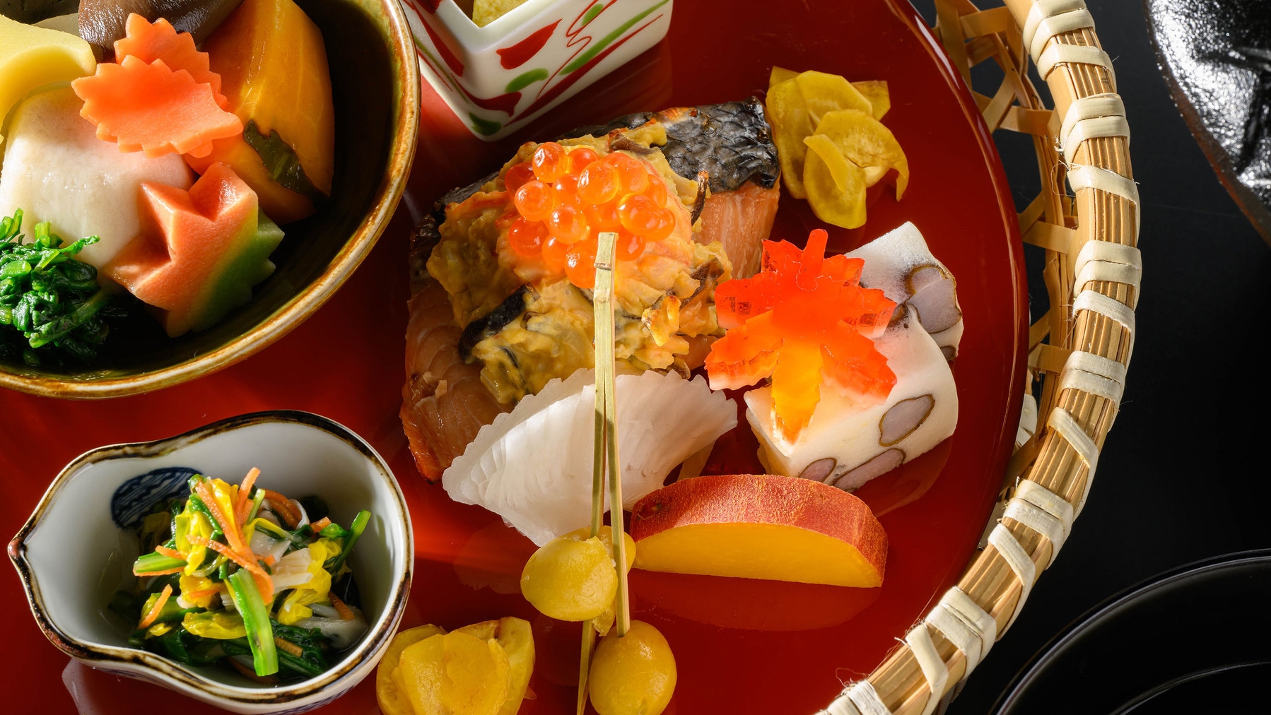 【限定30名】神さまと生きる、奈良を識る〜春日大社と紡ぐ食と酒のおとなの学習旅行〜（夕・朝食付）