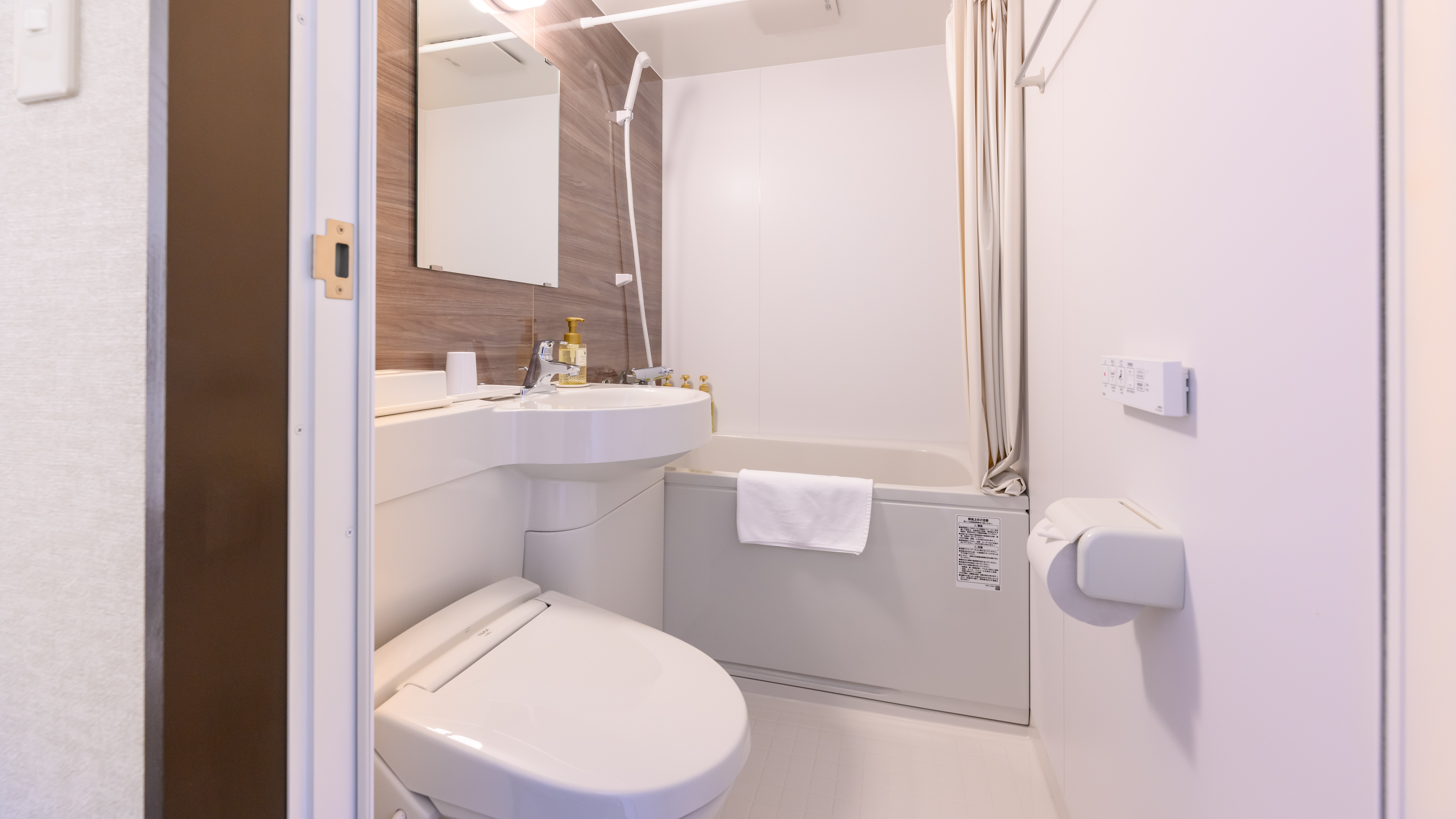 シングルルーム　ユニットバス