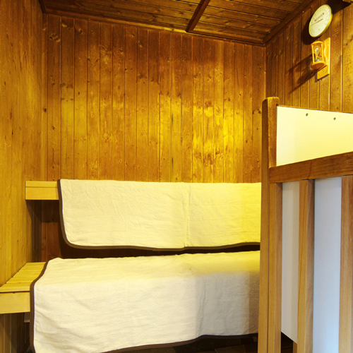 Each bathhouse and sauna room are used together. Refresh your tiredness ♪