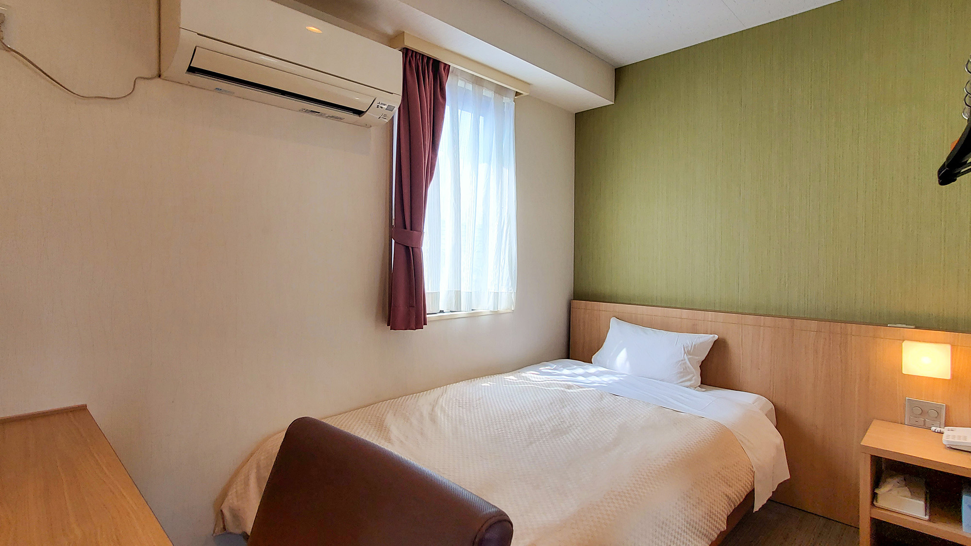 #シングル　「マルハチプロ」と共同開発したベッドマットレスと体圧分散ベッドパッド。