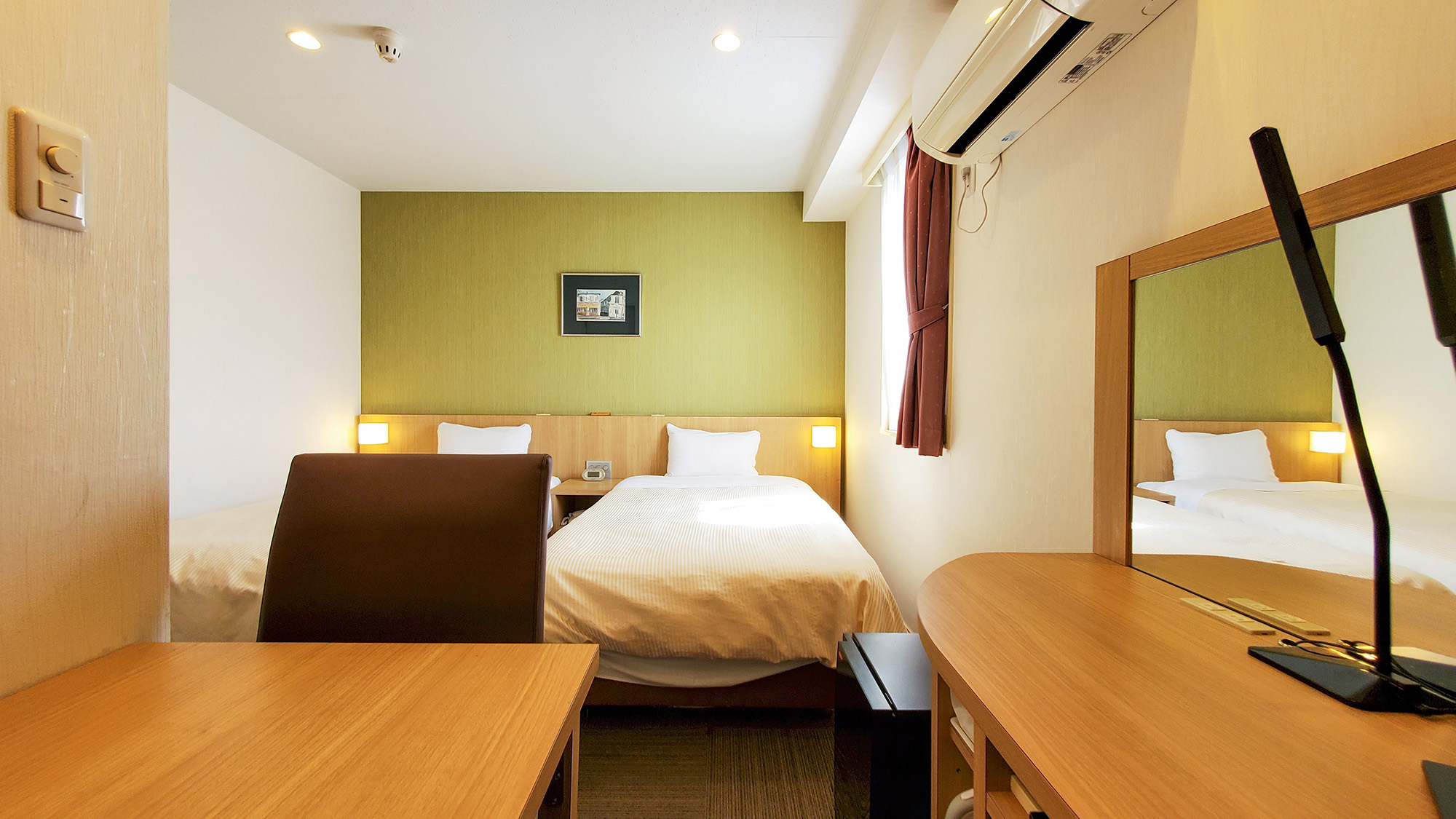 #ツイン　快適なベッドと充実したアメニティで、プライベートな時間を心ゆくまでお楽しみください。