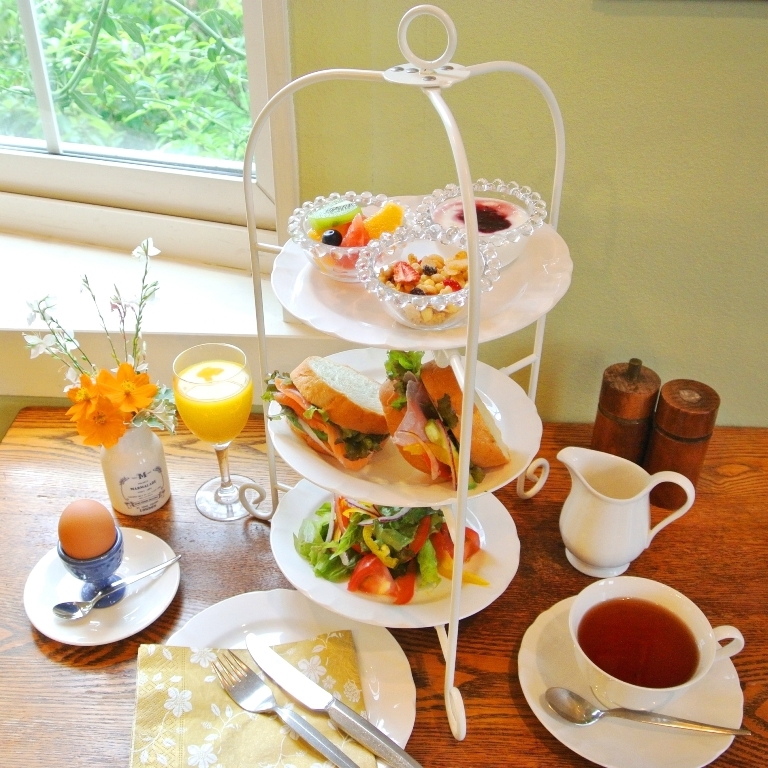 伊豆高原で朝食を 【アップグレード】モーニングアフタヌーンティーで優雅な朝食 ＆ 貸切露天風呂