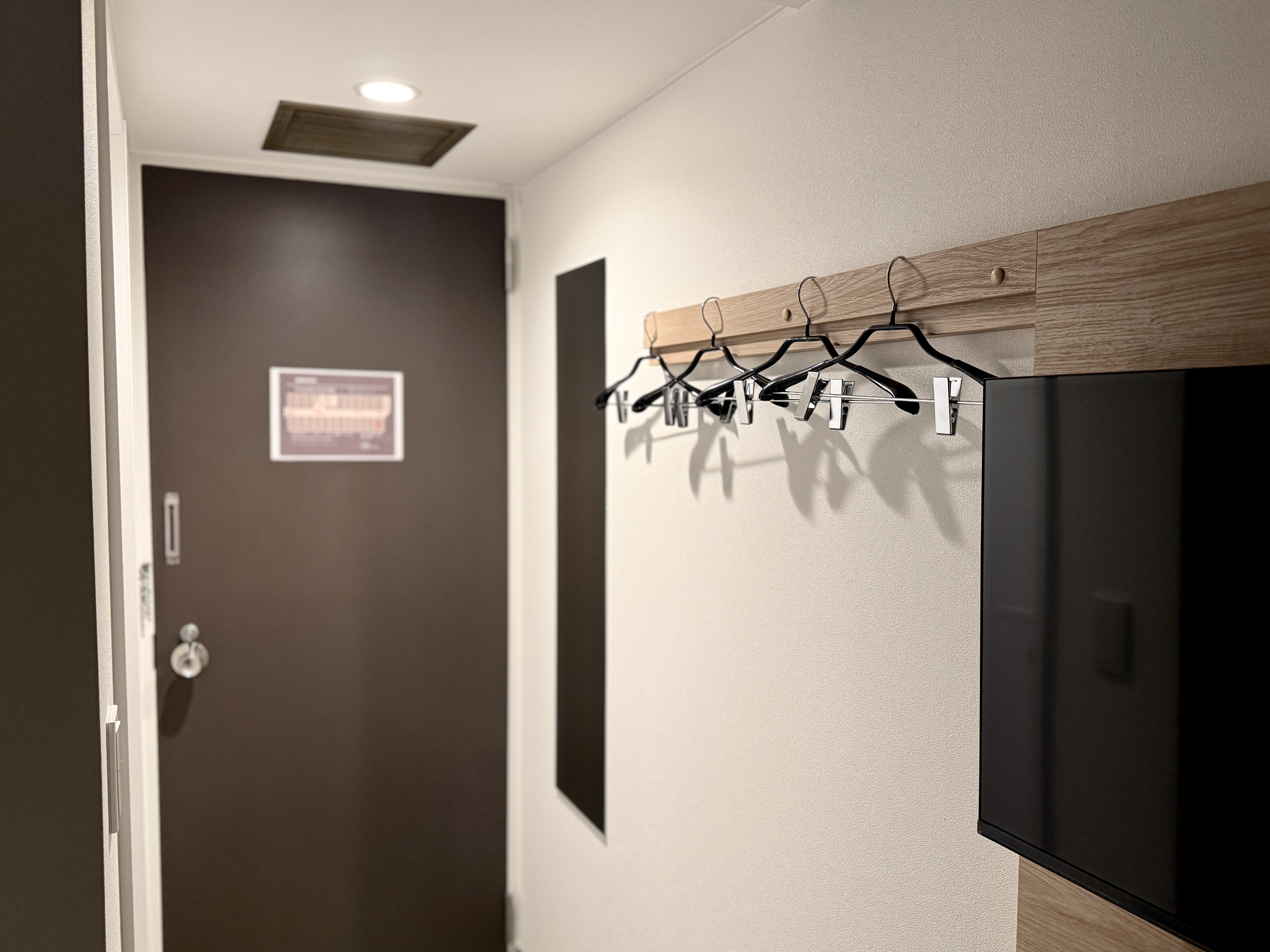 ドア前ライトアップ（リニューアル）