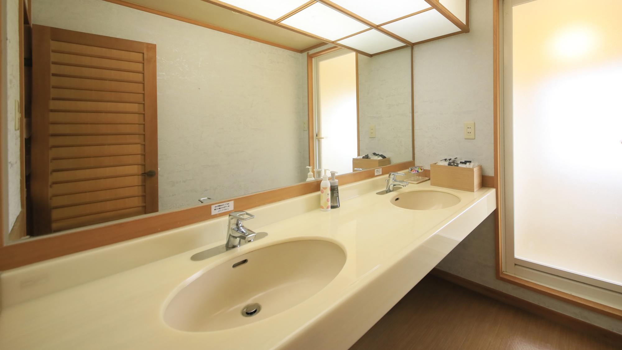 【設備】独立洗面台・トイレ付　※一例