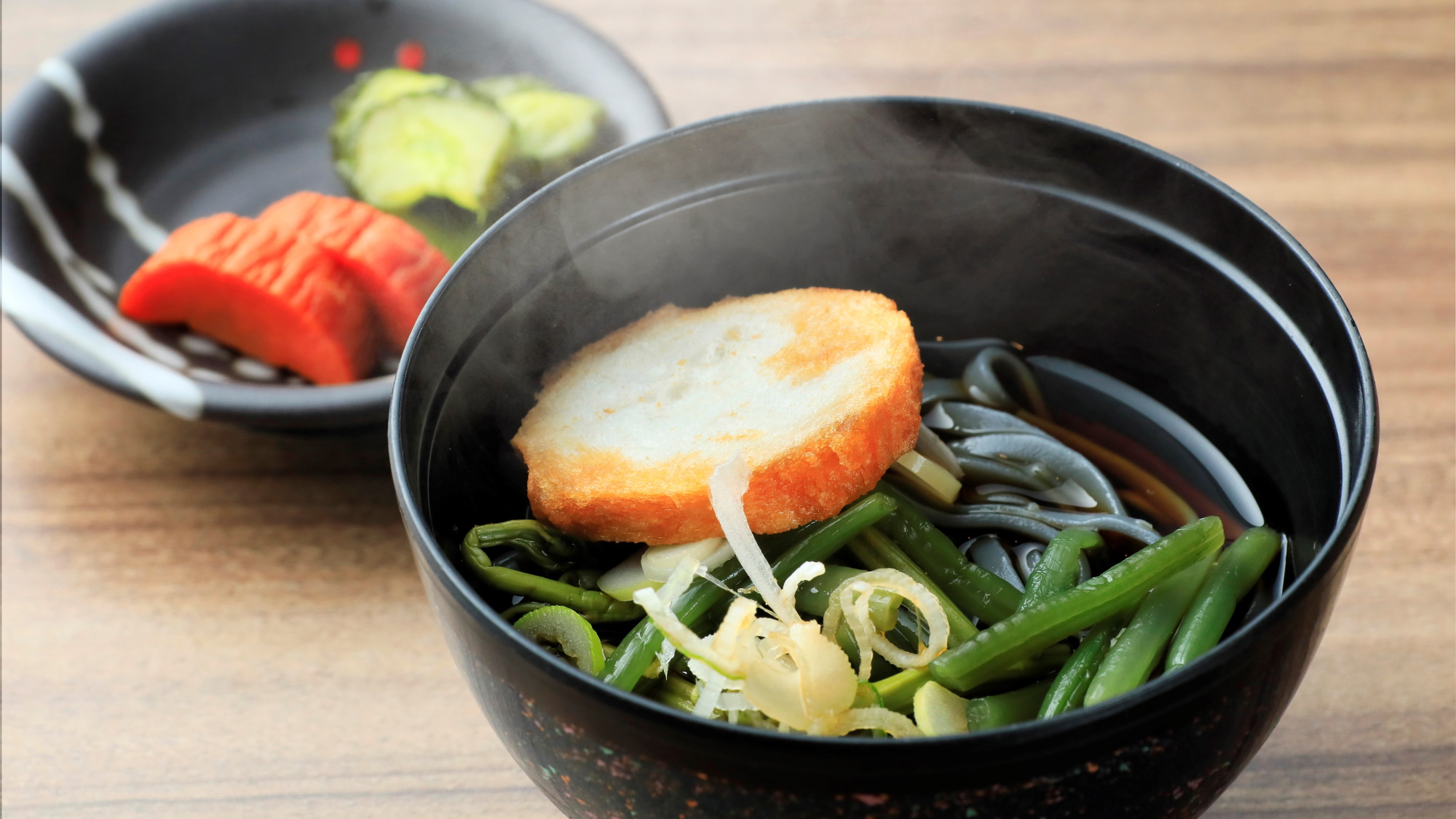 【夕食】炭を練りこんだ饂飩