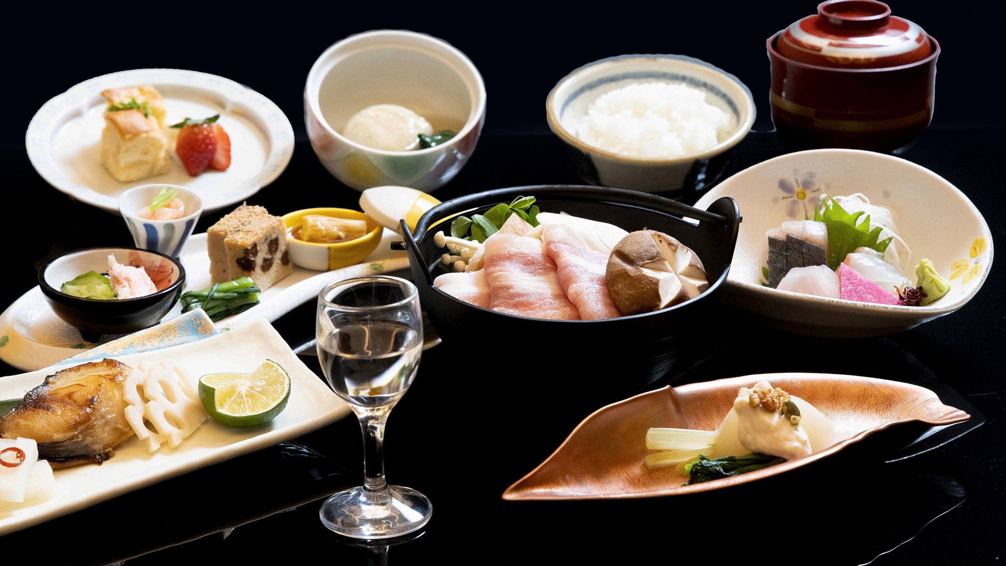 【2食付】緑風に包まれる温泉ステイ♪夕食は地元ブランド蟹「天喜紅蟹」付き会席 朝食は和洋バイキング