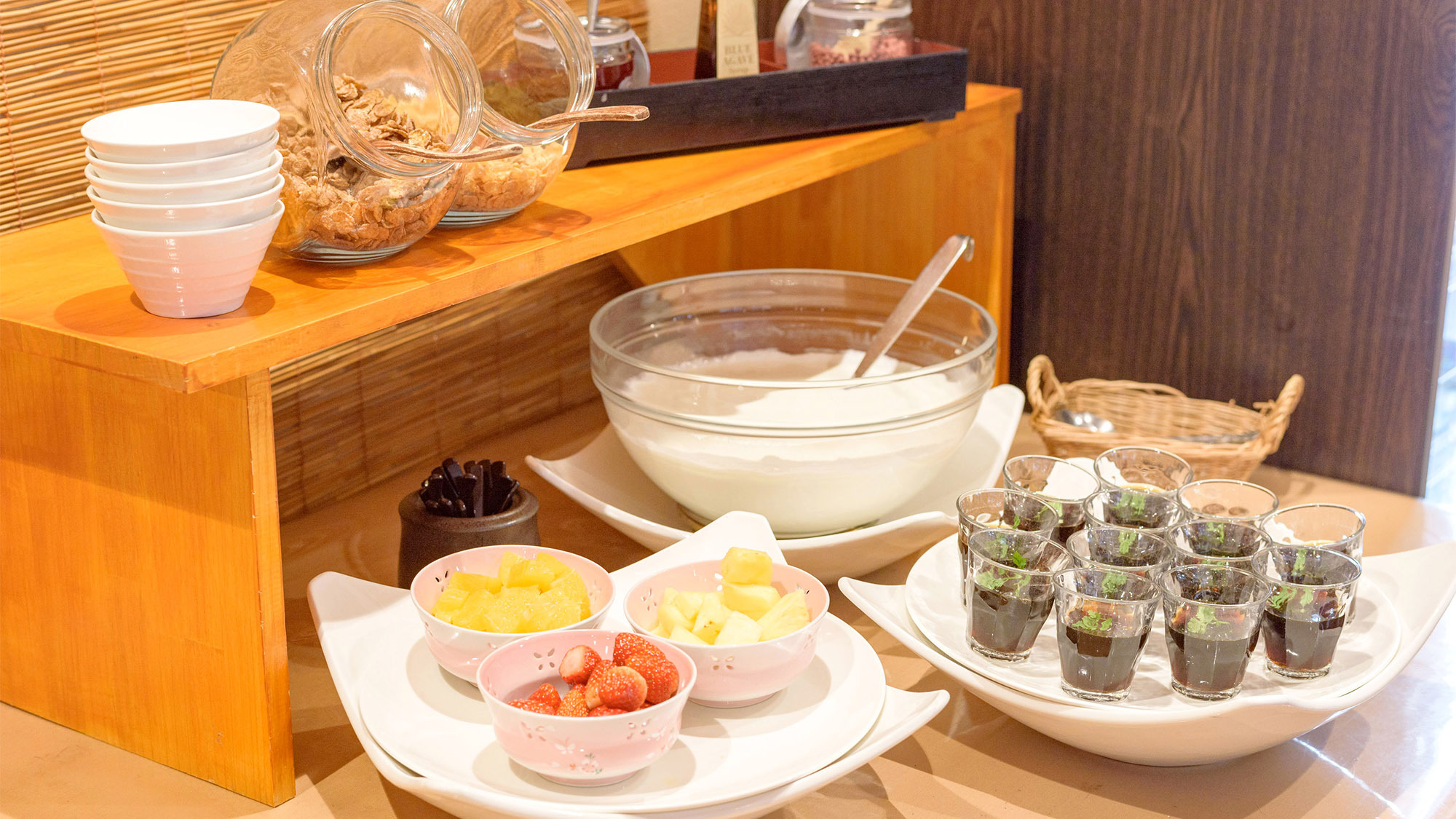 【朝食付】晩春初夏 朝食バイキングと温泉堪能♪〜夕食をご希望の方は館内レストランにて別料金で承ります