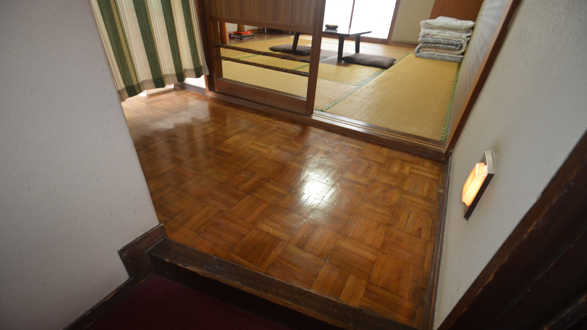 和室の上がり框