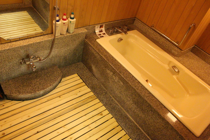 2F 20畳 和室+洋室+内風呂付